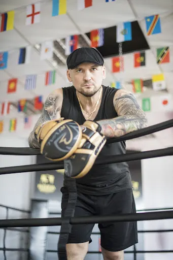 RÓŻA GROUP – PROFESSIONAL BOXING COACH – BOKS KIELCE